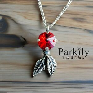 Handcrafted Necklace with Swarovski Crystal and Chain